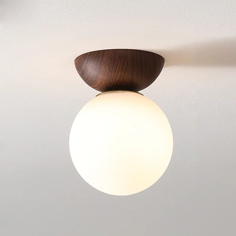 Deckenleuchte mit Glasschirm für Flur