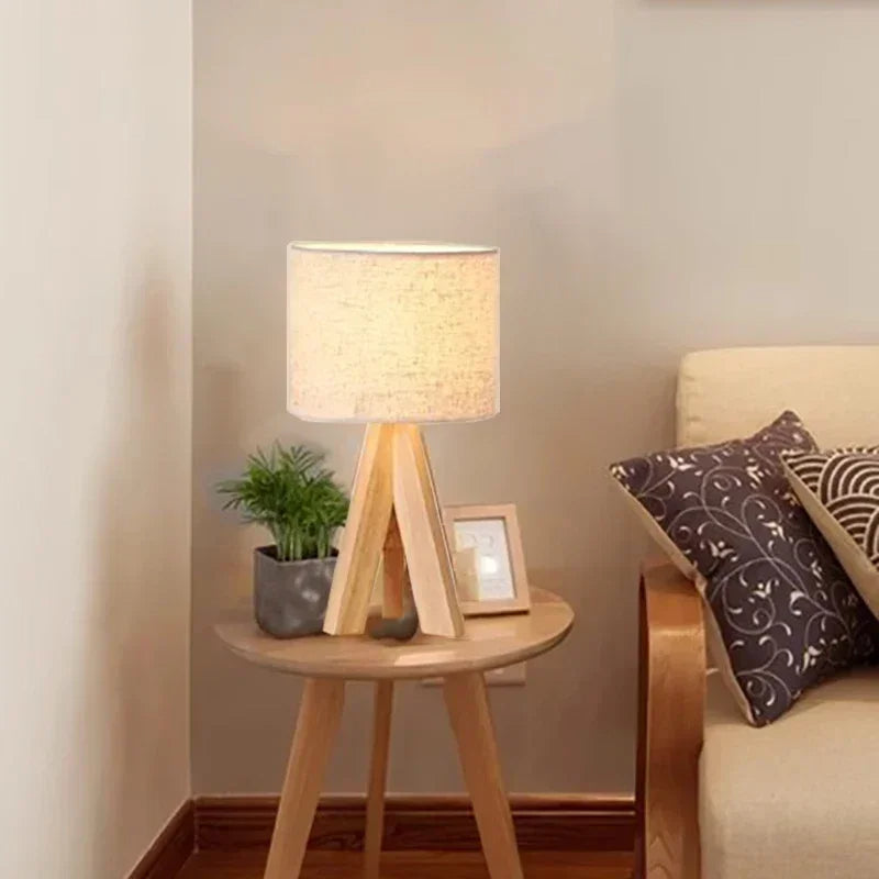 Royelux Nordic Fabric Tischlampe - Sanfte Ambient-Beleuchtung mit minimalistischem Design