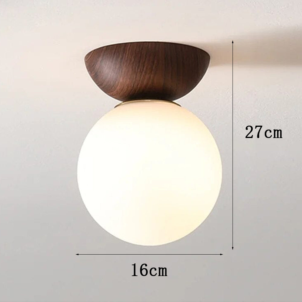 Deckenleuchte mit Glasschirm für Flur