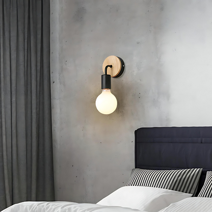 Garduru - Elegante Wandleuchte aus Eisen und Holz im nordischen Stil
