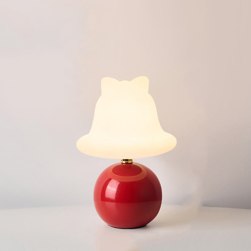 Garduru - Minimalistische LED Tischlampe mit Keramikfuß & Energieeffizienter Beleuchtung