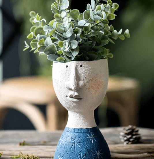 Portrait Skulptur Blumentopf