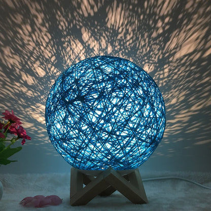 Garduru-Rattan-Tischlampe