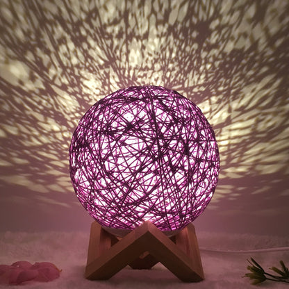 Garduru-Rattan-Tischlampe