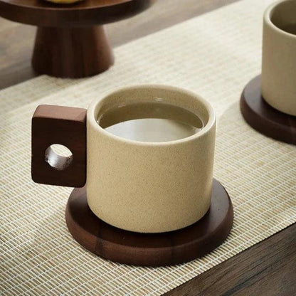 Modernistische Keramische Holzpalette Tasse