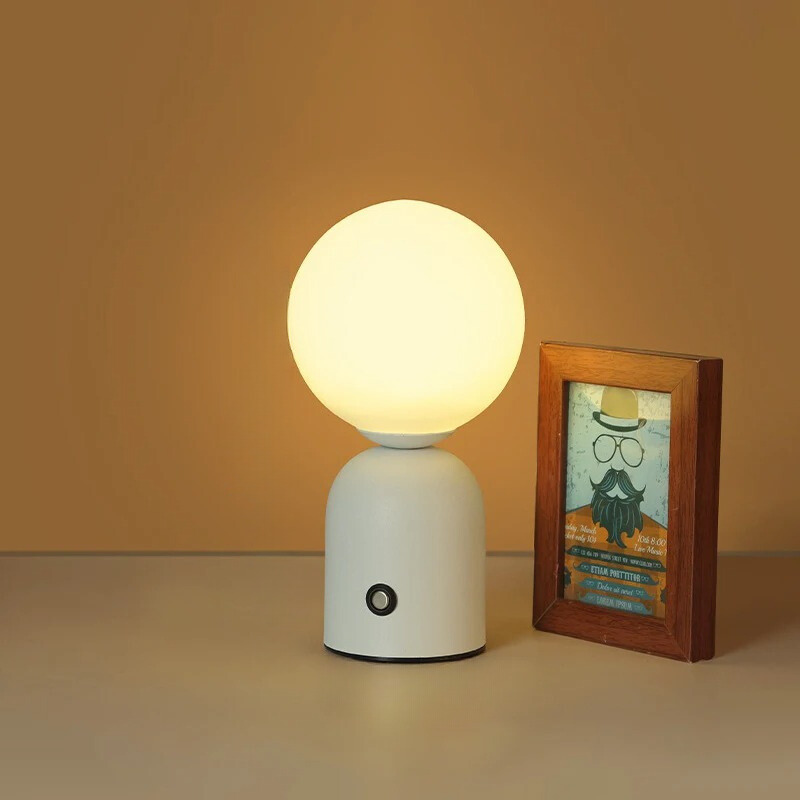 Tragbare minimalistische Lampe mit Einstellungen | LumeLight