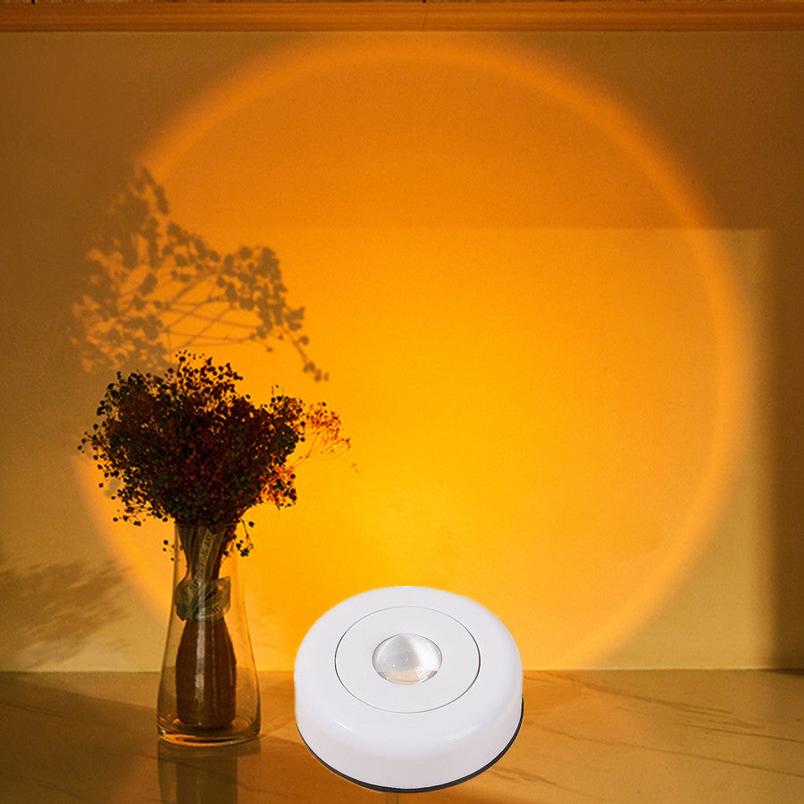 SolGlow – Kompakte Sonnenuntergangs-Lampe mit vielseitiger Befestigung