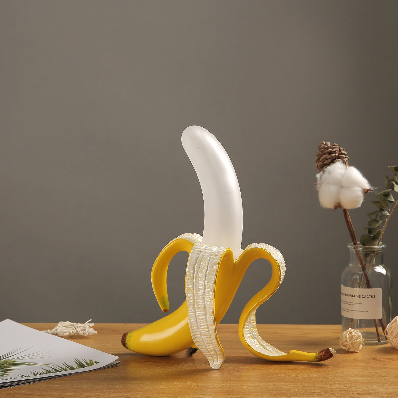 Peely Banana Tischlampe