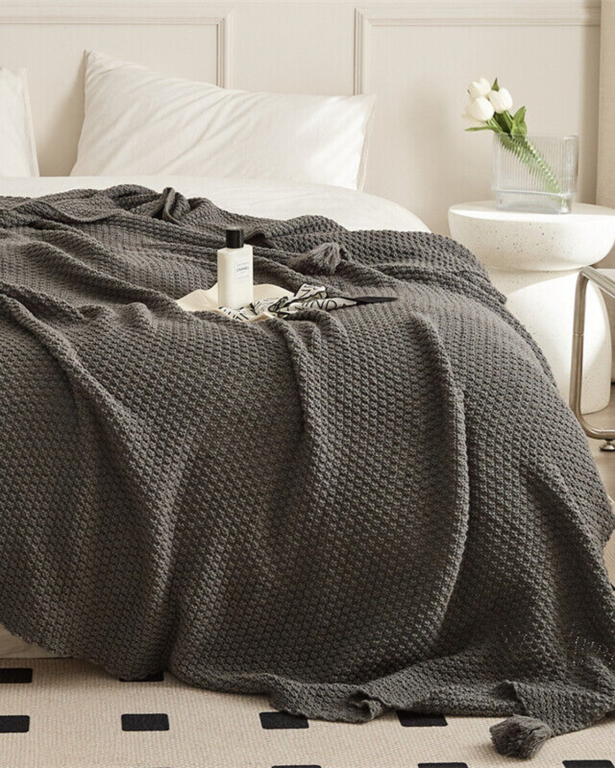 Rêve Maison – Luxuriöse Strickdecke mit subtilen Fransen Details