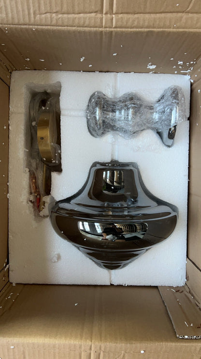 Moderne Glas- und Messinghängelampe – Elegante Beleuchtung für Wohnzimmer und Küche