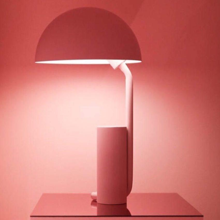 Cap Tischlampe – modernes geometrisches Design mit verstellbarem Schirm