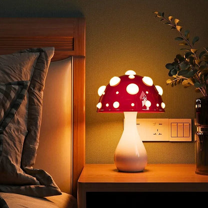MushGlow – Magische Tischlampe mit atmosphärischem Pilzdesign