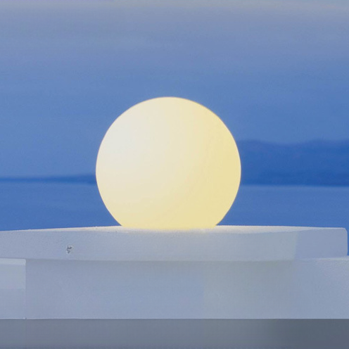 Kugelförmige Solar-Gartenlampe mit LED-Beleuchtung für den Außenbereich