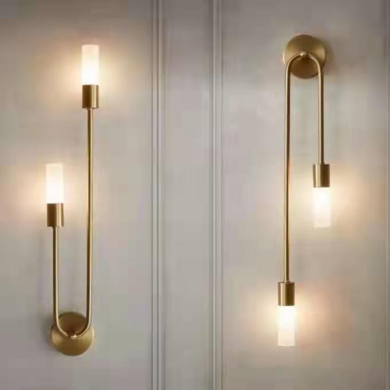 Moderne LED-Wandleuchte Meza, 2-flammig, Stab, Gold, Wohnzimmer