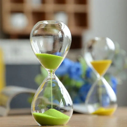 Kreative transparente Sanduhr aus Glas