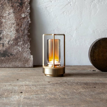 CrystalGlow – Elegante dimmbare Tischlampe mit Kristallambiente