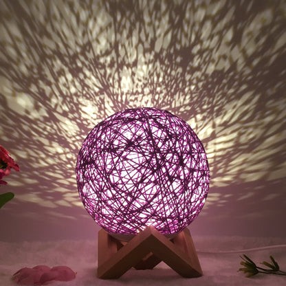 Garduru-Rattan-Tischlampe