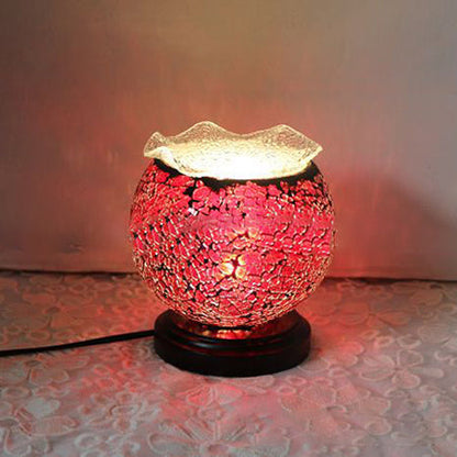 Tiffany Globusförmige Schreibtischlampe mit Stecker 1 Licht Glas kleine Schreibtischlampe in Blau/Rot für Kinderzimmer