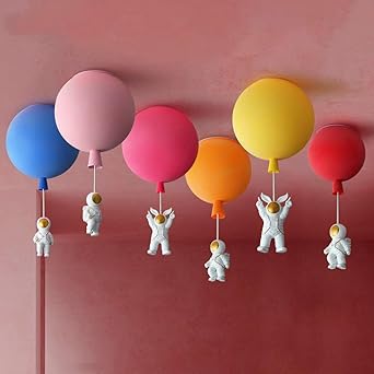 Moderne LED Lampe Mond Astronaut - Einzigartige Hängelampe für das Schlafzimmer