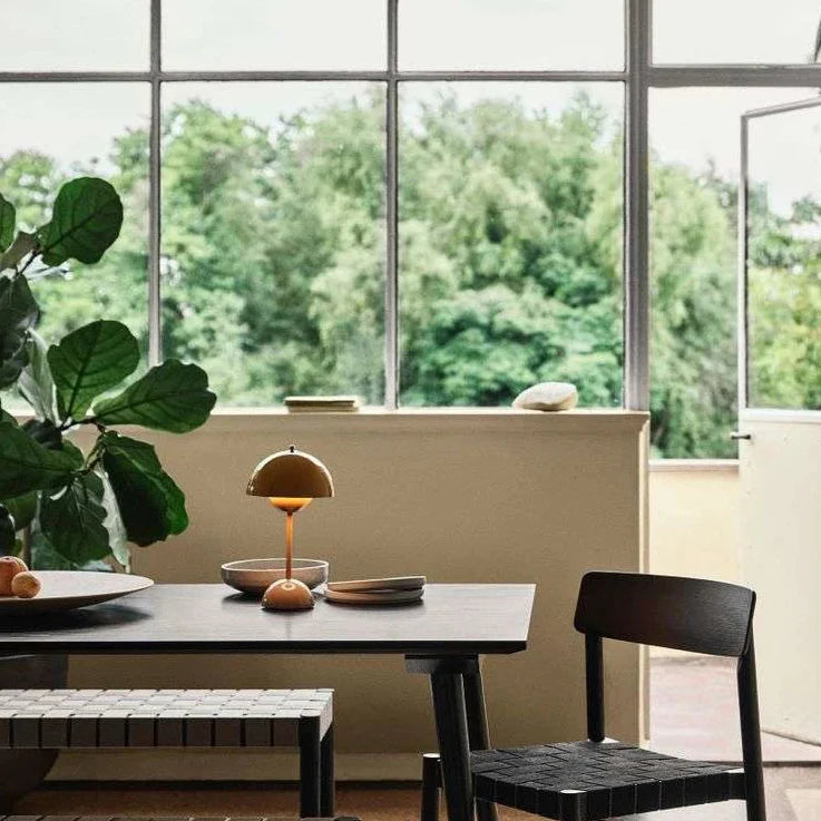 Verstellbare Helligkeit Blumenkübel Lampe - Italienische Wiederaufladbare Tischlampe VP3