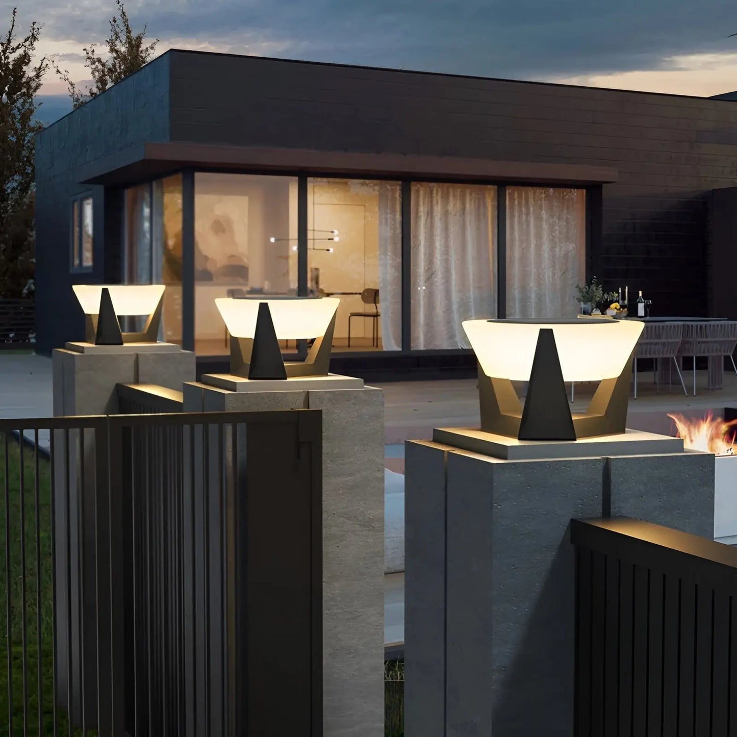 Sonnenuhr-Gartenlampe – SolarGlow – japanisches Design – Luxusbeleuchtung