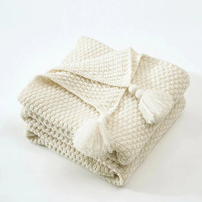 Gemütliche gestrickte Quasten-Wolldecke