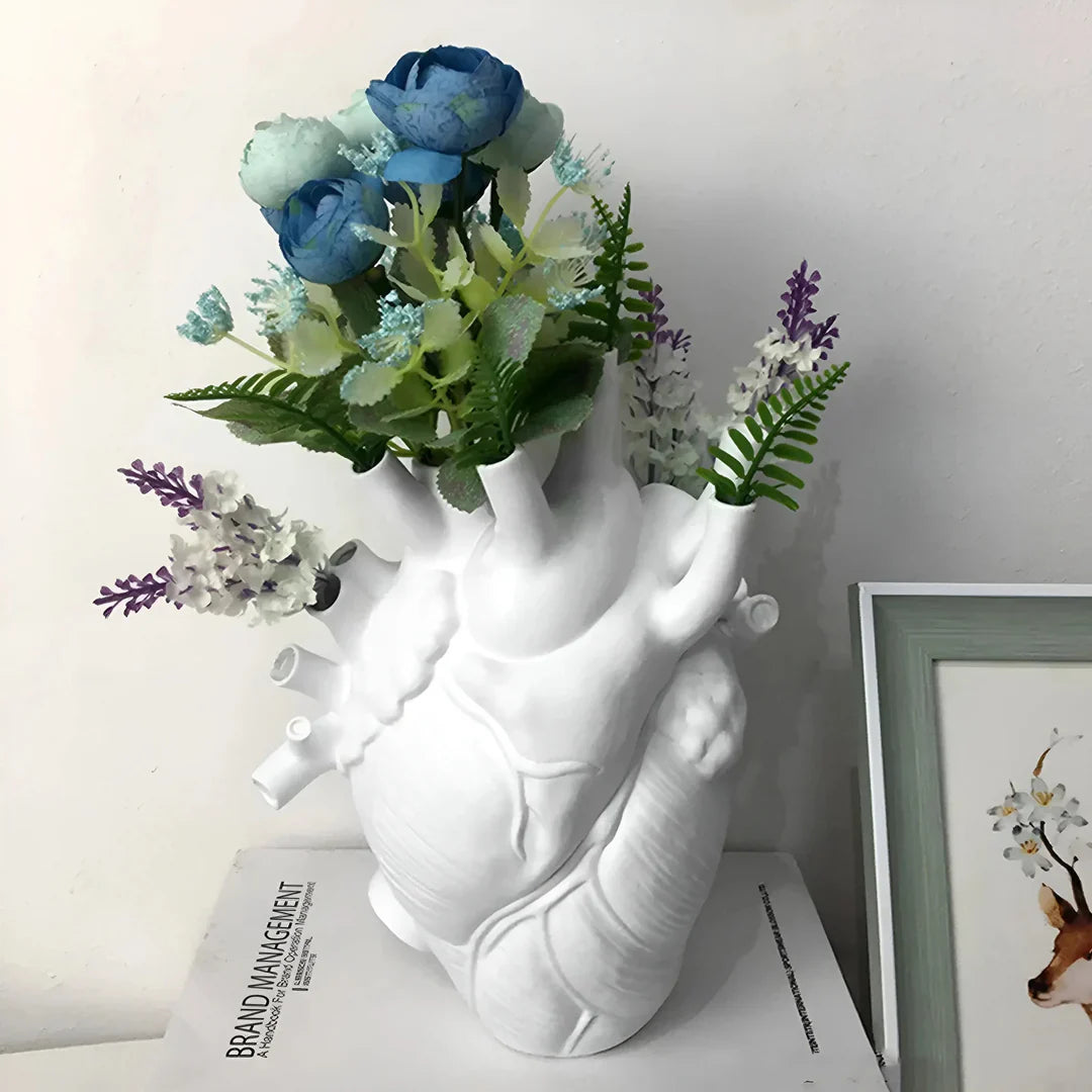 Griechisch inspirierte Herzvase
