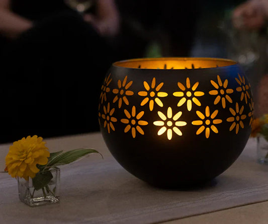 Floral LED Tischlampe - Elegantes dekoratives Kerzenlicht für stilvolle Wohnkultur