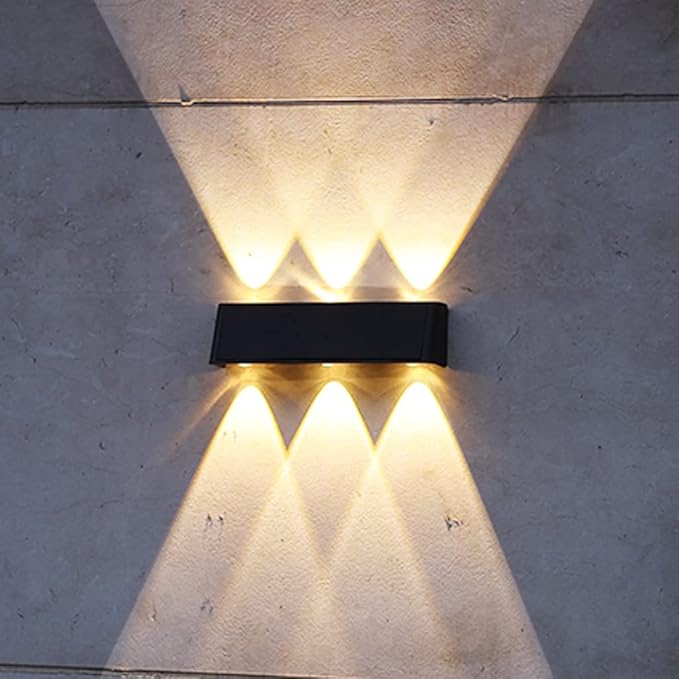 Außen-Solarlichter Up Down – Ökologisches Licht für Garten und Terrasse