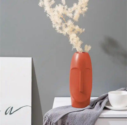 Avanté Vase – Schwarz & Weiß Abstrakte Keramische Menschengesicht Kunst