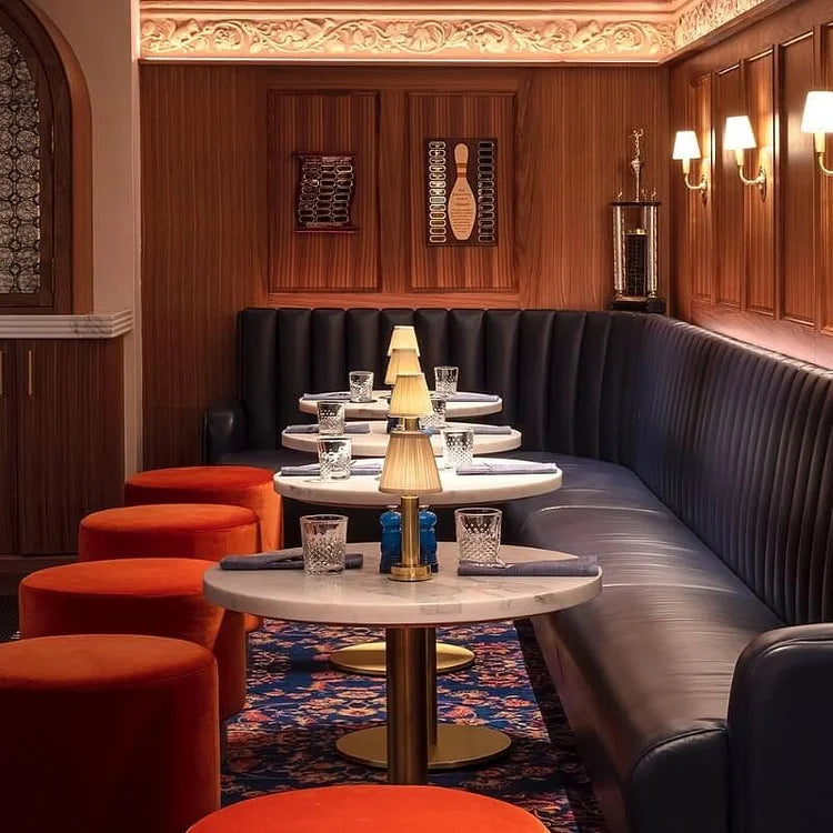 LuxeLoom – Kabellampe mit raffiniertem Stoffschirm und LED-Beleuchtung