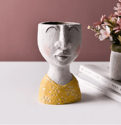 Portrait Skulptur Blumentopf