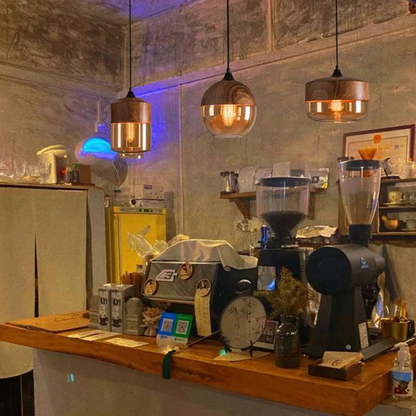 Suspension NordLuna – Skandinavische Eleganz aus Holz und getöntem Glas