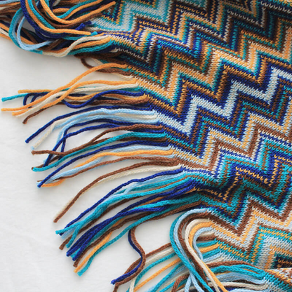 Multicolor Zickzack Quasten Strickdecke