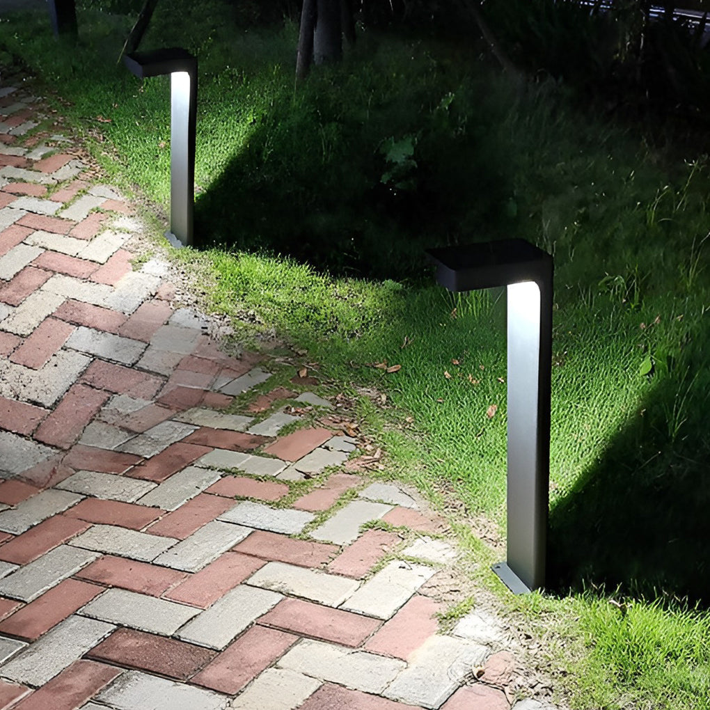 Solar Gartenweg Licht mit schwarzem Metallrahmen