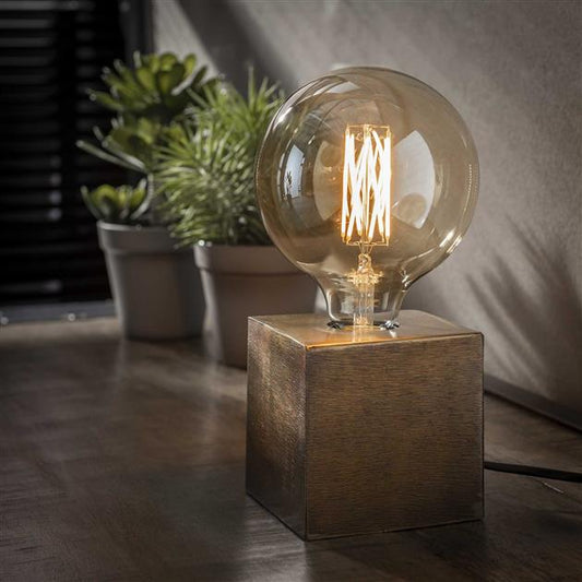 Industrielle Tischlampe Schwarzes Metall für moderne Dekoration | MetalGlow