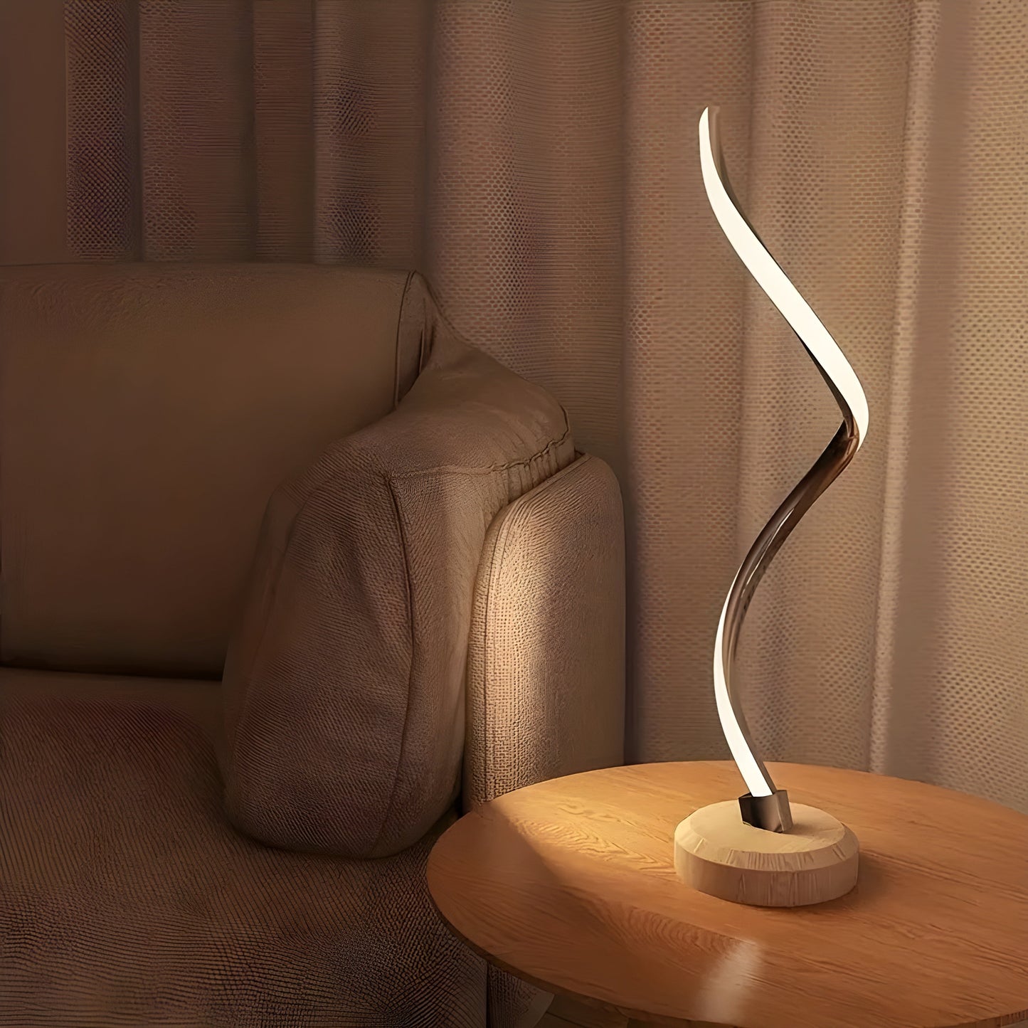 Garduru Lampe – Moderne LED Holz Tischlampe