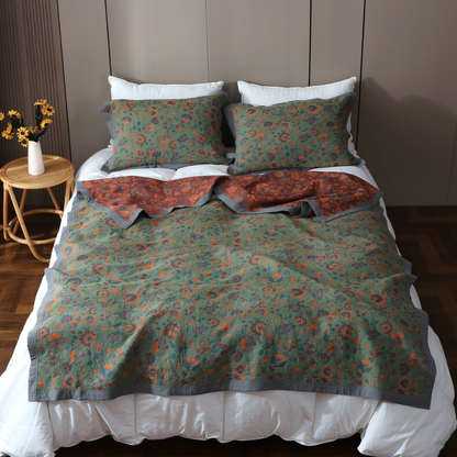 Garduru Chic - Retro-Decke mit eleganten Blumenmustern