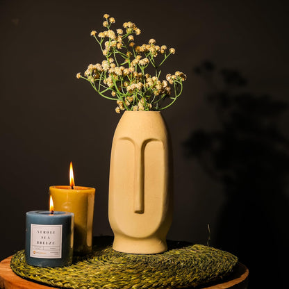 Avanté Vase – Schwarz & Weiß Abstrakte Keramische Menschengesicht Kunst