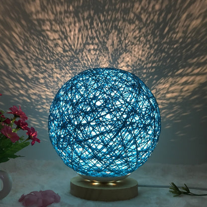 Garduru-Rattan-Tischlampe