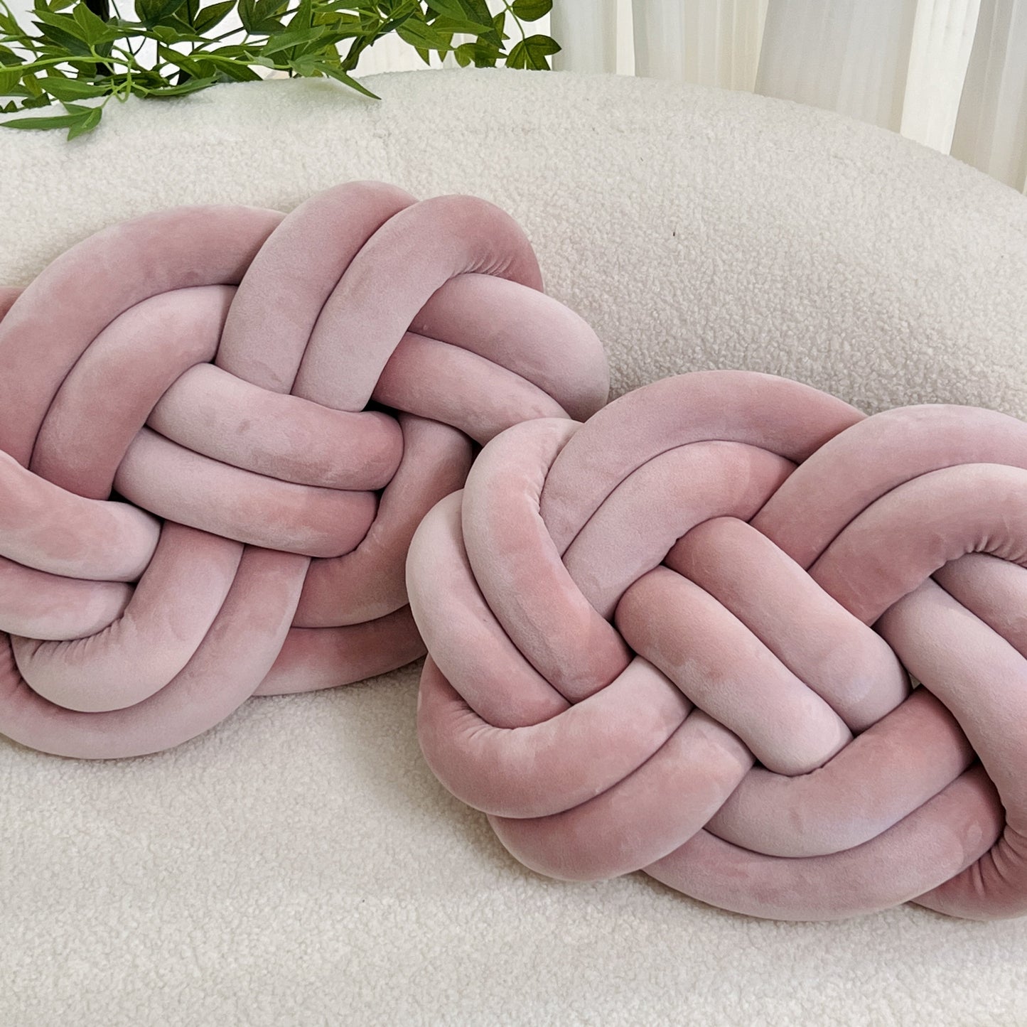 Garduru Set Plüsch Ballkissen – Weiche Deko für Bett & Sofa
