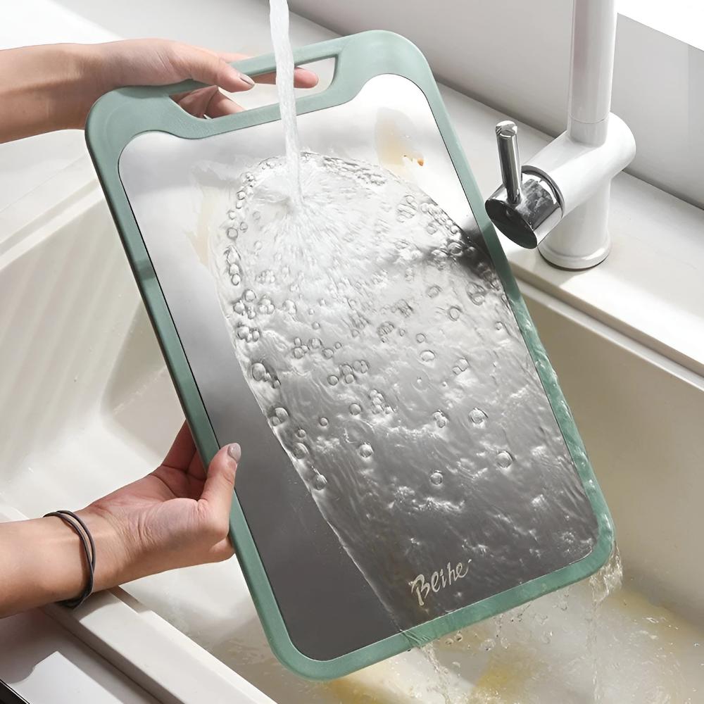 ChefSteel – Doppelseitiges Schneidebrett aus Edelstahl mit antibakterieller Oberfläche und integriertem Knoblauchreibe