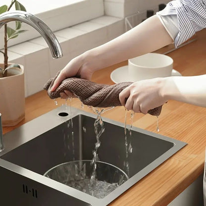 Wabenförmige saugfähige Küchentücher