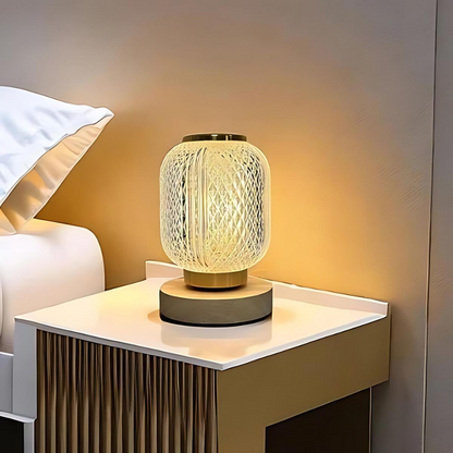 Garduru - Stilvolle Tischlampe mit transparentem Glas & Holzfuß
