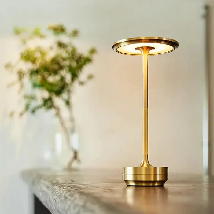 Elegante Tischlampe mit einstellbaren Lichttemperaturen – Wiederaufladbares kabelloses Design für Zuhause und Büro