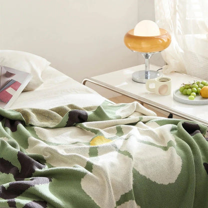 Skandinavischer Bold Floral Print Decke