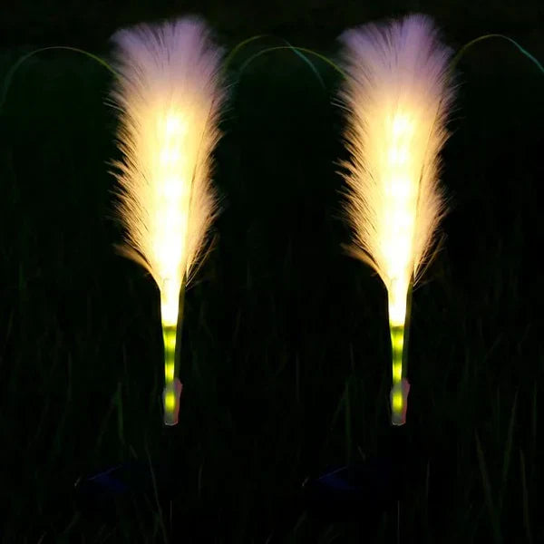 Solarbetriebene Rattan-Gartenlampe - Außenbeleuchtung im Grasdesign