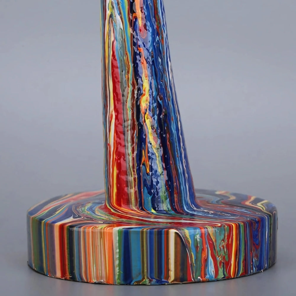 Weiblicher Denker Bunte Kunstskulptur