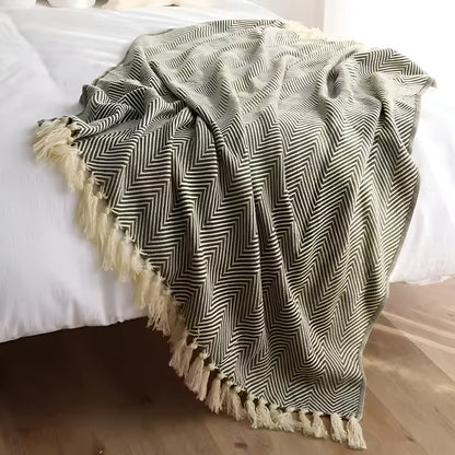 Fischgrätenmuster Quasten Strickdecke
