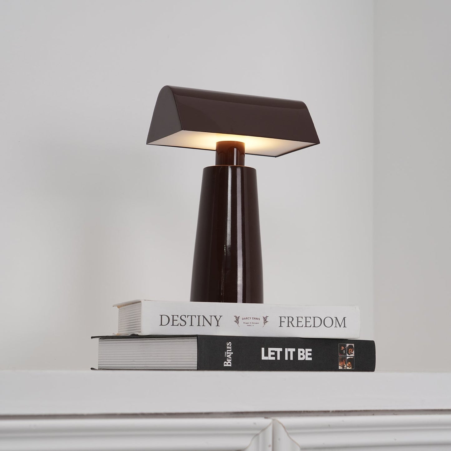 Garduru - Elegante LED Tischlampe Für Fokus & Entspannung, USB-Aufladbar